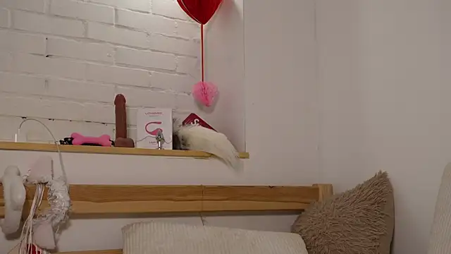 MonicaAsis online show from January 20, 12:15 am