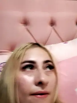 Valerymamasita online show from January 17, 8:01 pm