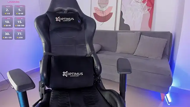 sofiiajones online show from March 20, 3:13 am