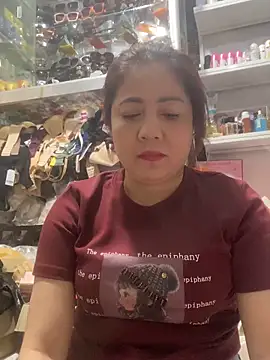 Snapshot of Cesywet chatting on February 19, 6:55 am Cesywet online show from February 19, 6:55 am