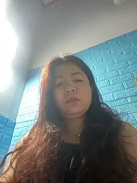 Snapshot of Cesywet chatting on March 21, 11:23 pm Cesywet online show from March 21, 11:23 pm