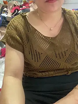 Snapshot of Cesywet chatting on September 22, 4:36 am Cesywet online show from September 22, 4:36 am