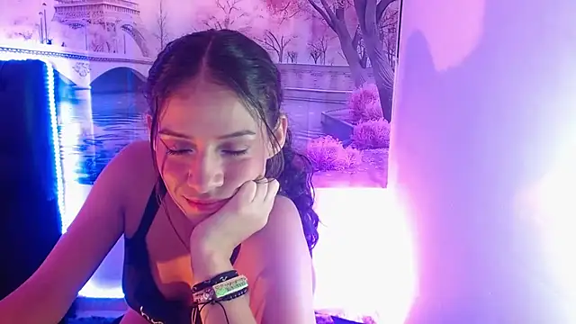 Snapshot of daniela_rivasth chatting on March 2, 6:37 am daniela rivasth online show from March 2, 6:37 am