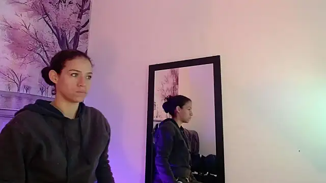 Snapshot of daniela_rivasth chatting on March 17, 5:34 am daniela rivasth online show from March 17, 5:34 am
