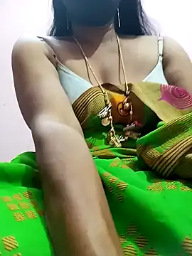 Snapshot of Tamil_sreelekha chatting on December 16, 4:16 pm Tamil sreelekha online show from December 16, 4:16 pm