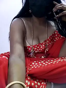 Snapshot of Tamil_sreelekha chatting on December 19, 5:18 am Tamil sreelekha online show from December 19, 5:18 am
