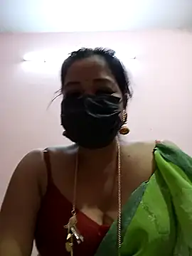 Snapshot of Tamil_sreelekha chatting on December 20, 5:18 pm Tamil sreelekha online show from December 20, 5:18 pm