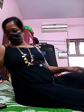 Snapshot of Tamil_sreelekha chatting on January 10, 3:39 am Tamil sreelekha online show from January 10, 3:39 am