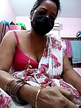 Snapshot of Tamil_sreelekha chatting on January 23, 5:21 pm Tamil sreelekha online show from January 23, 5:21 pm