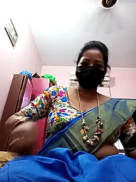 Snapshot of Tamil_sreelekha chatting on January 26, 12:01 pm Tamil sreelekha online show from January 26, 12:01 pm