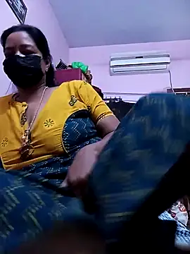Snapshot of Tamil_sreelekha chatting on March 4, 4:49 am Tamil sreelekha online show from March 4, 4:49 am