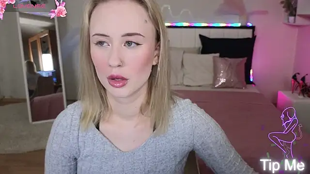 SashaBrooks online show from November 17, 2:12 pm