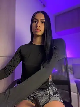 maddy bronw  online show from January 12, 3:17 am