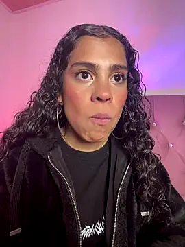 NINA 18 YEARS online show from November 6, 11:48 pm