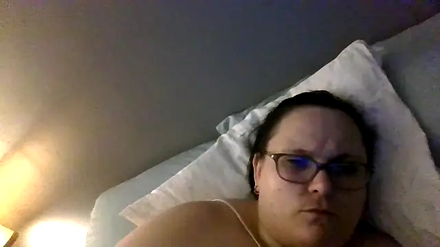 badbish777 online show from September 20, 8:26 am