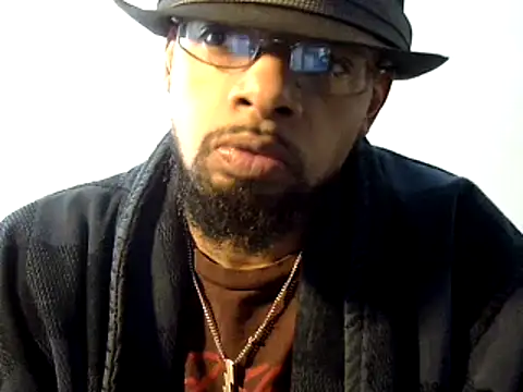 Snapshot of WhiskeyWood_DuhGOD chatting on December 12, 8:43 pm WhiskeyWood DuhGOD online show from December 12, 8:43 pm