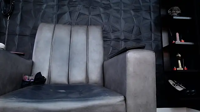 Agata Darkness online show from September 17, 6:31 pm