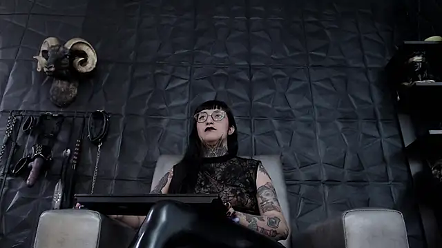 Agata Darkness online show from December 21, 8:49 pm