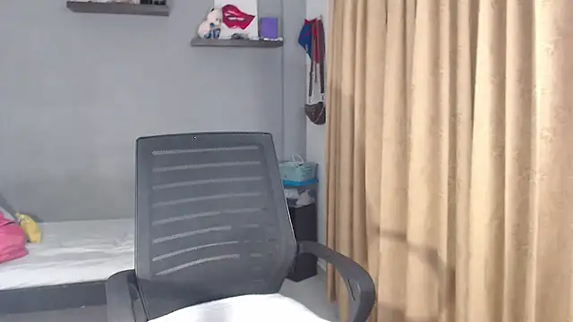 SusanLeroy online show from December 1, 9:03 am