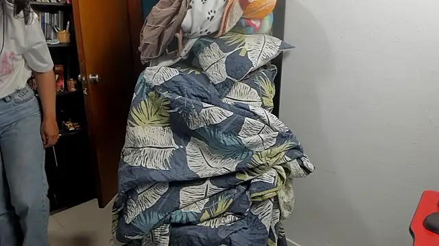 Snapshot of peanut_tangerine chatting on February 12, 1:11 am peanut tangerine online show from February 12, 1:11 am