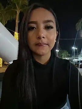 Snapshot of SOPHIACANDY19_ chatting on December 10, 11:40 pm SOPHIACANDY19 online show from December 10, 11:40 pm