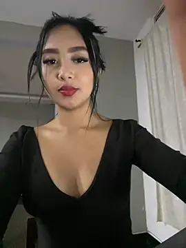 Snapshot of SOPHIACANDY19_ chatting on January 17, 2:39 am SOPHIACANDY19 online show from January 17, 2:39 am