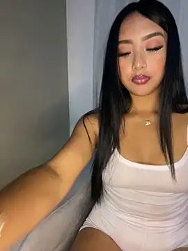 Snapshot of SOPHIACANDY19_ chatting on March 14, 11:43 pm SOPHIACANDY19 online show from March 14, 11:43 pm