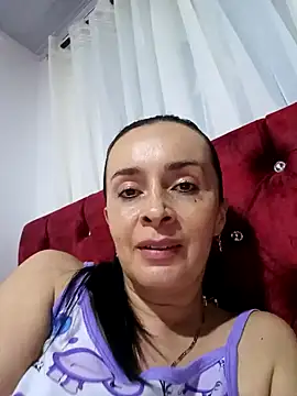 Samantha Sullivan  online show from January 9, 3:15 am