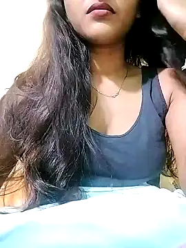 MISSQUEEN48 online show from February 3, 3:27 pm