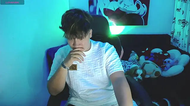  AlexMorris online show from January 1, 12:00 am