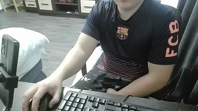 Snapshot of gamblingbum chatting on March 7, 1:52 pm gamblingbum online show from March 7, 1:52 pm