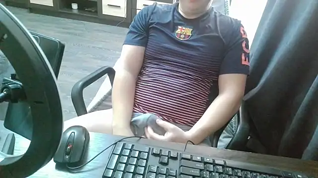 Snapshot of gamblingbum chatting on March 17, 4:28 am gamblingbum online show from March 17, 4:28 am