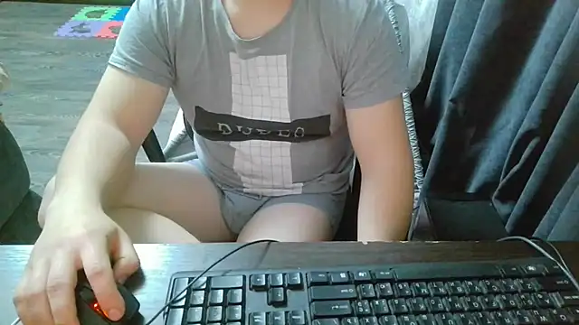 Snapshot of gamblingbum chatting on April 9, 5:07 pm gamblingbum online show from April 9, 5:07 pm