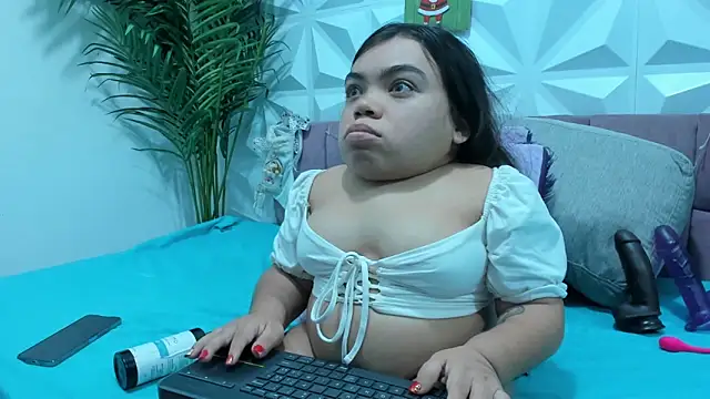 Snapshot of Michelle_Brooks chatting on December 31, 11:53 am Michelle Brooks online show from December 31, 11:53 am