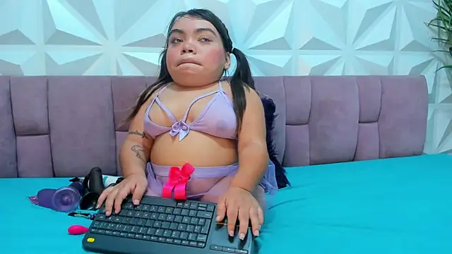 Snapshot of Michelle_Brooks chatting on January 9, 11:34 pm Michelle Brooks online show from January 9, 11:34 pm