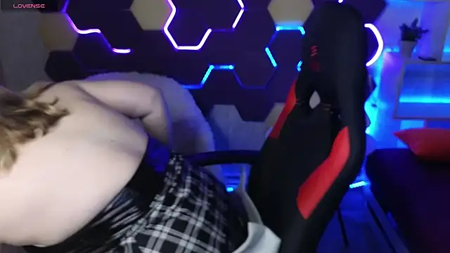 Snapshot of ChimberWol chatting on January 26, 8:03 am ChimberWol online show from January 26, 8:03 am