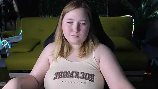 Snapshot of ChimberWol chatting on March 12, 4:41 am ChimberWol online show from March 12, 4:41 am