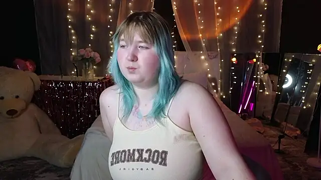 Snapshot of ChimberWol chatting on February 26, 8:46 am ChimberWol online show from February 26, 8:46 am