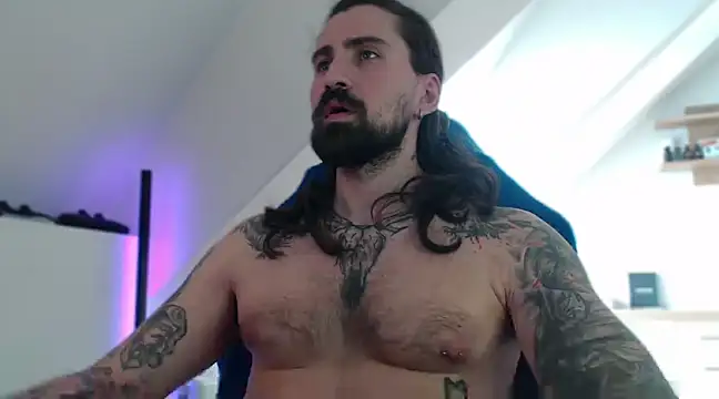 MateoHunk online show from March 7, 1:07 pm