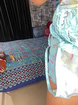 Hot royalbhabhi online show from February 3, 9:07 pm