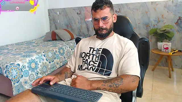 hanz col online show from October 27, 2:43 pm