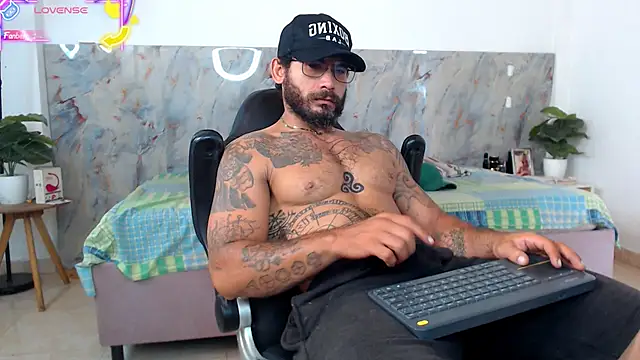 hanz col online show from May 31, 11:28 am