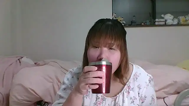 SAKU-RA-chan online show from February 23, 12:16 pm