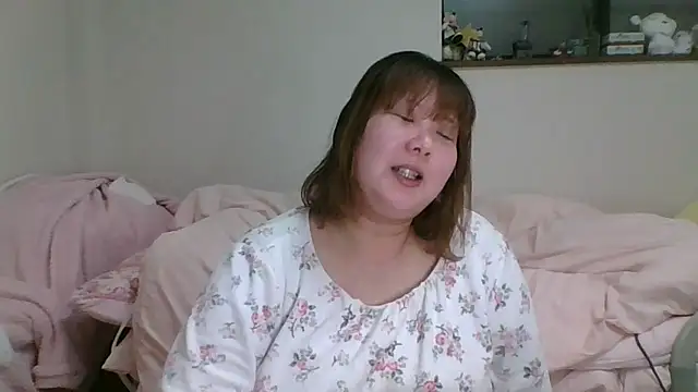 SAKU-RA-chan online show from February 23, 3:18 pm