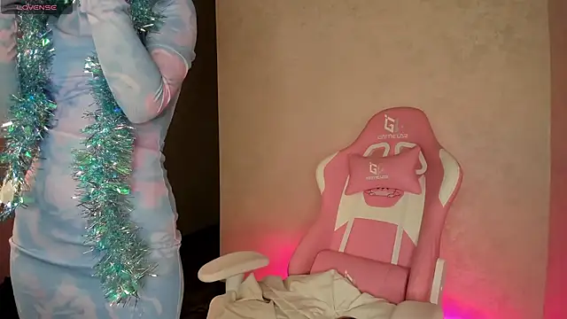 Kira yoon online show from December 31, 12:43 am