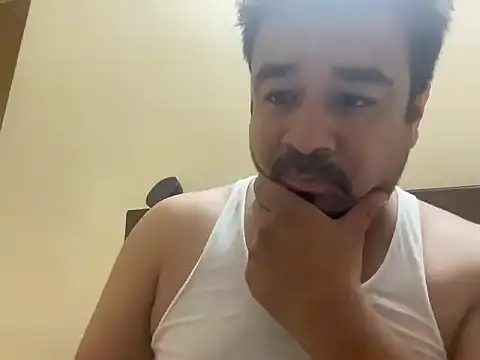 coolboy6566 online show from July 14, 6:40 am