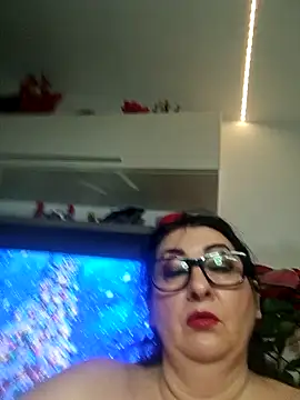 Snapshot of Genoveva73sexy chatting on December 21, 7:49 pm Genoveva73sexy online show from December 21, 7:49 pm