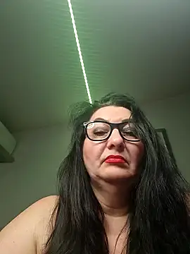 Snapshot of Genoveva73sexy chatting on December 30, 8:15 pm Genoveva73sexy online show from December 30, 8:15 pm