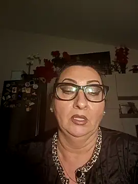 Snapshot of Genoveva73sexy chatting on February 4, 10:02 pm Genoveva73sexy online show from February 4, 10:02 pm