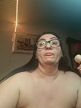 Snapshot of Genoveva73sexy chatting on March 7, 4:33 pm Genoveva73sexy online show from March 7, 4:33 pm